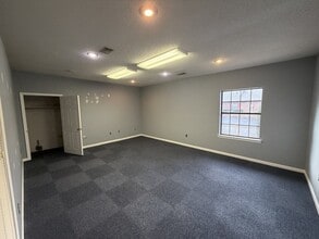 4620 W Commercial Dr, North Little Rock, AR à louer Photo intérieure– Image 1 sur 5