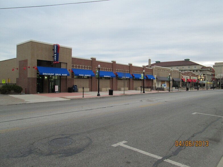 15314-15412 Detroit Ave, Lakewood, OH à louer - Photo de l’immeuble – Image 1 sur 1