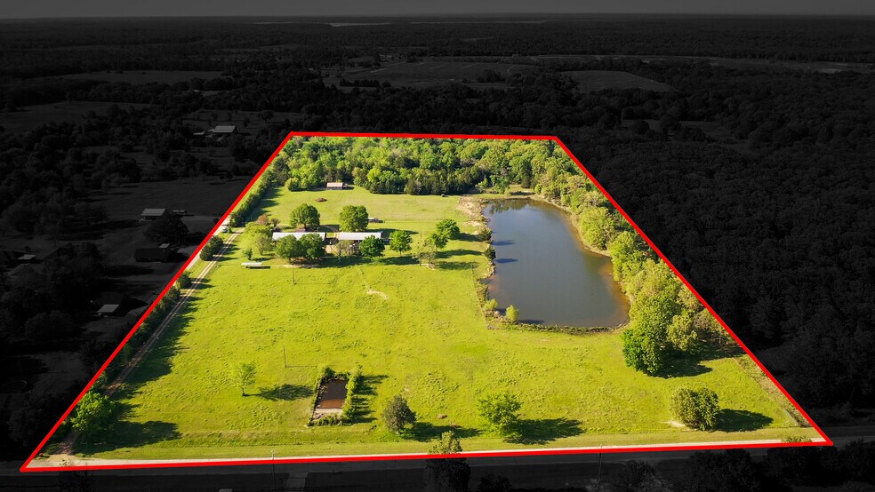 1900 County Road 33900, Powderly, TX à vendre - Photo de l’immeuble – Image 2 sur 71
