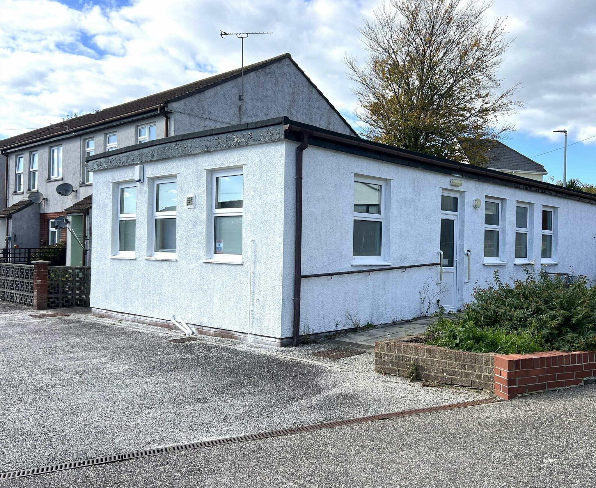 Unit Robartes Gardens, St Austell à louer Photo principale– Image 1 sur 2
