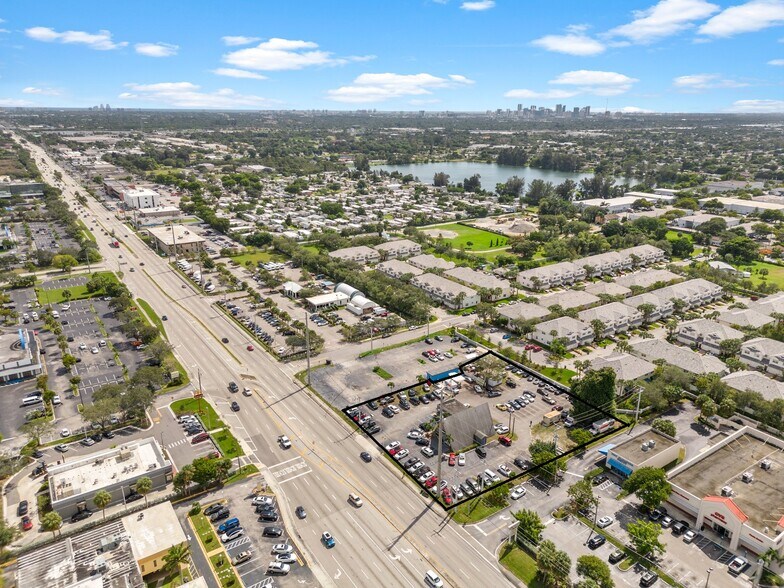 3000 W Oakland Park Blvd, Oakland Park, FL à louer - Aérien – Image 2 sur 6