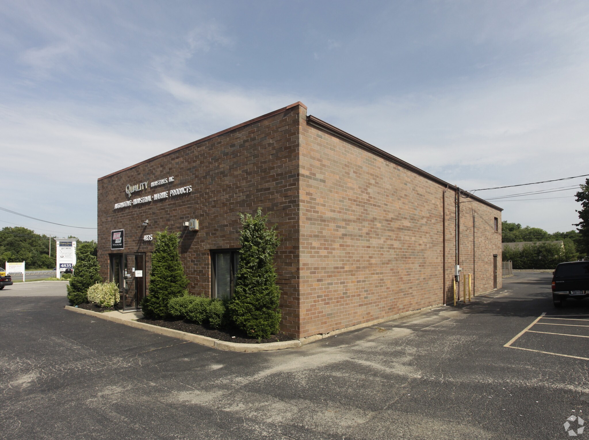 4835 Veterans Memorial Hwy, Holbrook, NY à louer Photo principale– Image 1 sur 7