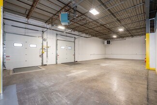 Plus de détails pour 6 Britton Dr, Bloomfield, CT - Industriel/Logistique à louer