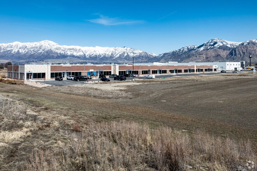 1800 W 12th St, Ogden, UT à louer - Photo principale – Image 1 sur 14
