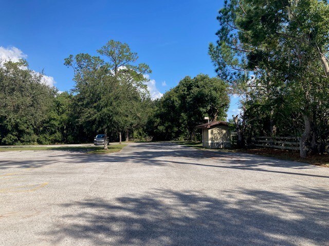 22411 US Highway 27, Lake Wales, FL à louer - Photo de l’immeuble – Image 3 sur 3