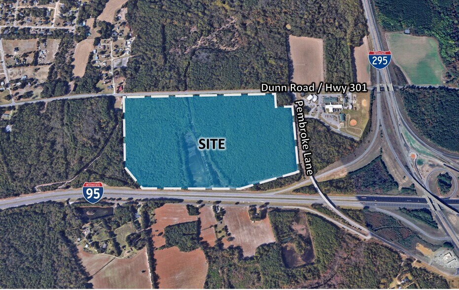 Dunn Road & Pembroke Lane, Eastover, NC à vendre - Photo principale – Image 1 sur 4