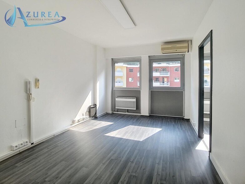 Bureau dans Nice à louer - Photo intérieure – Image 1 sur 6