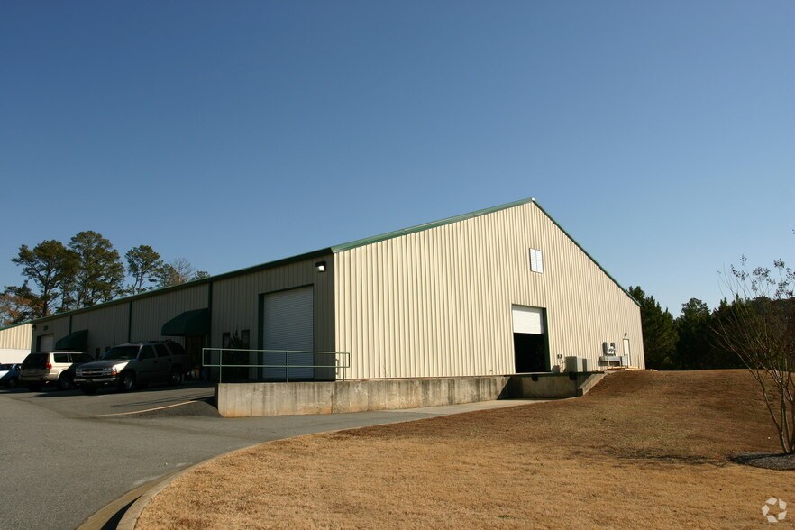 211 Rope Mill Pky, Holly Springs, GA à louer - Photo de l’immeuble – Image 2 sur 2