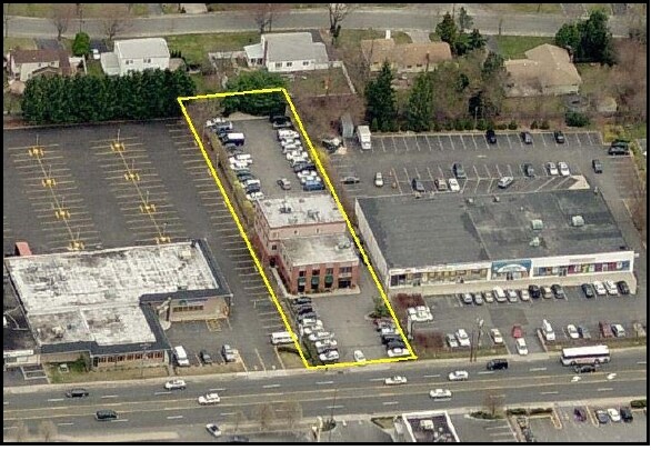 6143 Jericho Tpke, Commack, NY à louer - Aérien – Image 2 sur 8