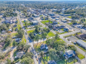 213 E Feagin St, Livingston, TX - Vue aérienne  vue de carte