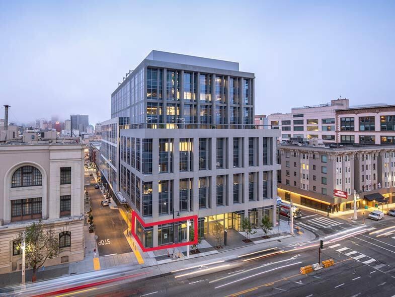 1100 Van Ness Ave, San Francisco, CA à louer Photo de l’immeuble– Image 1 sur 6