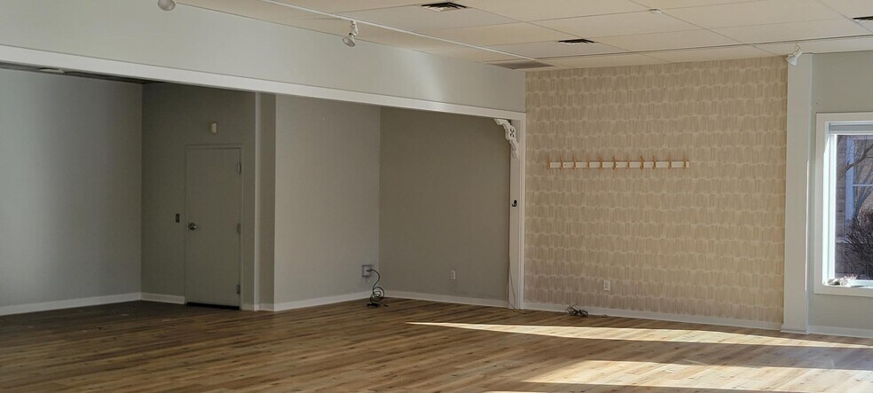 483 Depot St, Manchester Center, VT à louer - Photo de l’immeuble – Image 3 sur 4