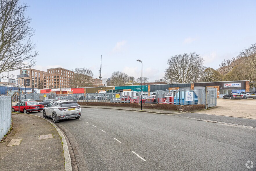 Roslin Rd, Londres à louer - Photo de l’immeuble – Image 2 sur 27