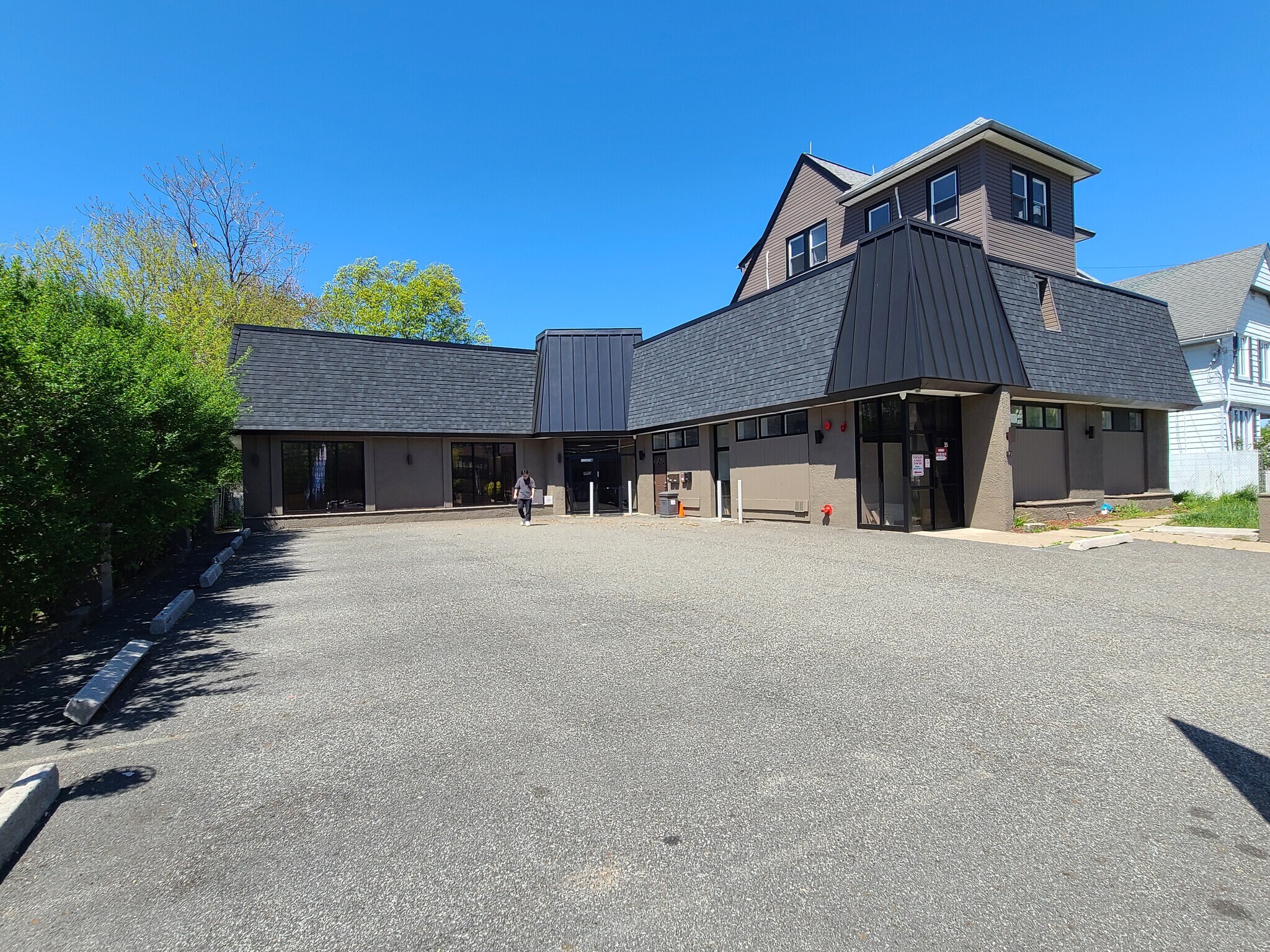 35 Pangborn Pl, Hackensack, NJ à louer Photo de l’immeuble– Image 1 sur 26