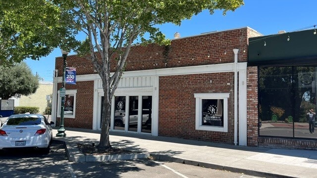 150 W 10th St, Tracy, CA à louer - Photo principale – Image 1 sur 6