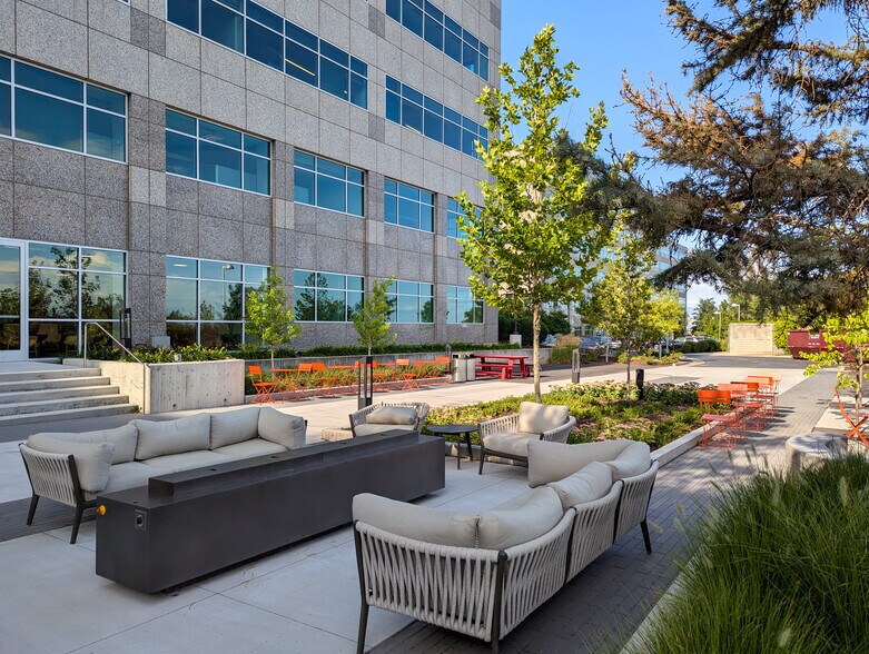 2825 E Cottonwood Pky, Salt Lake City, UT à louer - Photo de l’immeuble – Image 3 sur 16