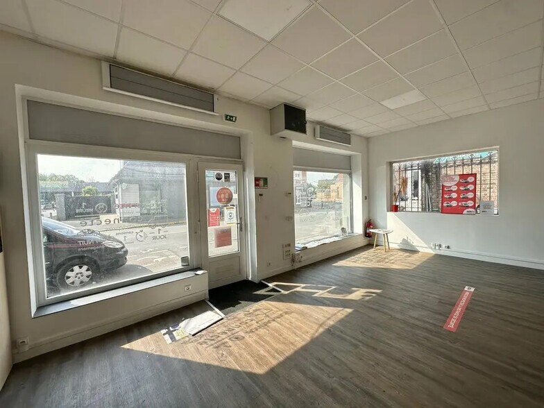Local commercial dans VILLENEUVE-D'ASCQ à louer - Photo intérieure – Image 3 sur 12