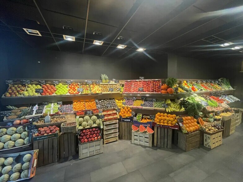 Local commercial dans Saint-Brieuc à louer - Photo intérieure – Image 2 sur 5