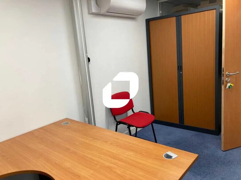 Bureau dans Sèvres à louer - Photo de l’immeuble – Image 1 sur 13
