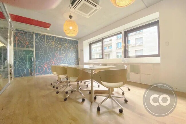 Plus de détails pour Bureau à louer