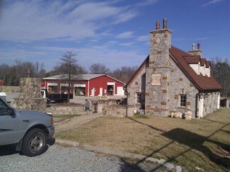 Plus de détails pour 715 Oak Ridge Farm Hwy, Mooresville, NC - Industriel/Logistique à vendre