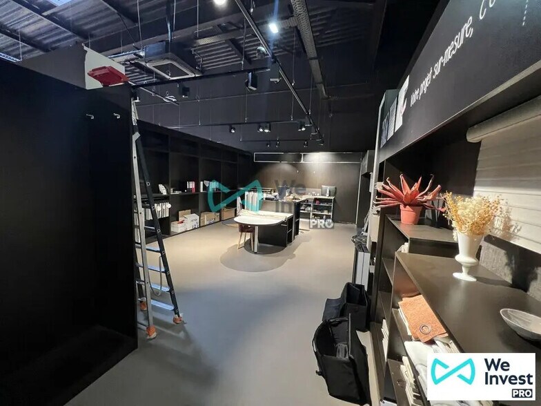 Local commercial dans Cormontreuil à louer - Photo de l’immeuble – Image 3 sur 7