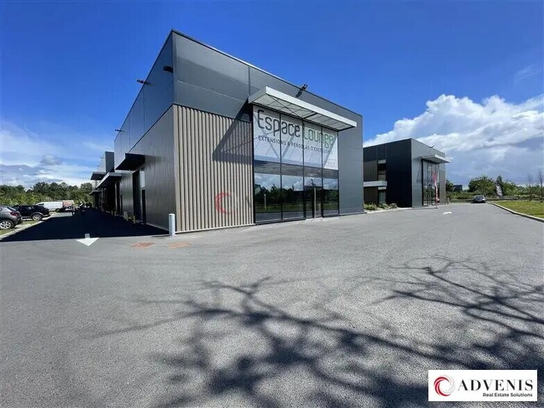 Local d’activités dans Mérignac à louer - Photo de l’immeuble – Image 3 sur 12