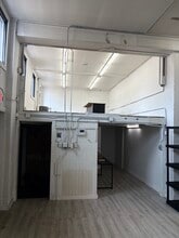 27-31 E Cass St, Joliet, IL à louer Photo intérieure– Image 1 sur 5