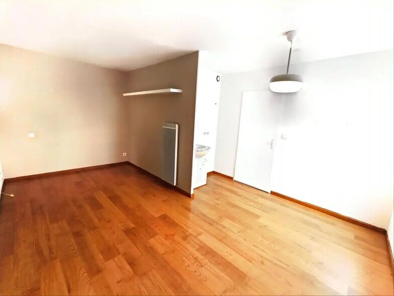 Bureau dans Lille à vendre - Photo de l’immeuble – Image 1 sur 2