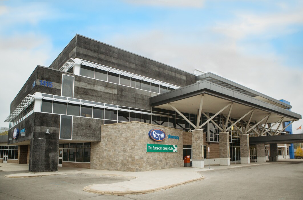 1415 1st Ave W, Owen Sound, ON à louer Photo principale– Image 1 sur 9