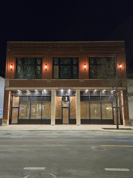 2909 N Milwaukee Ave, Chicago, IL à louer - Photo de l’immeuble – Image 1 sur 6