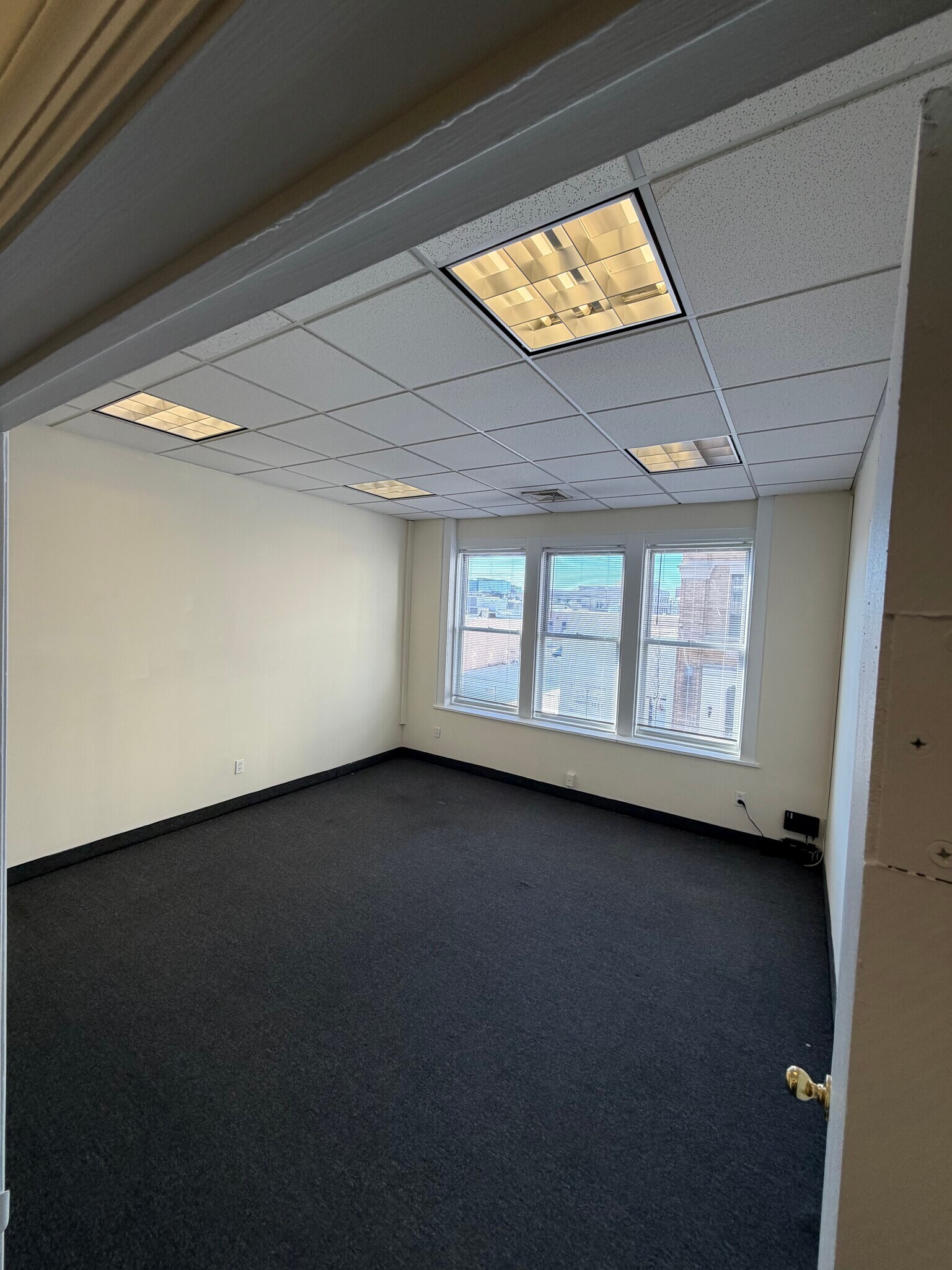 238 Main St, Hackensack, NJ à louer Photo intérieure– Image 1 sur 11