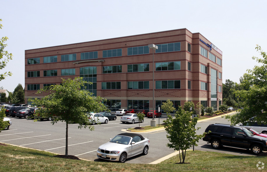 125 Woodstream Blvd, Stafford, VA à louer - Photo de l’immeuble – Image 3 sur 3