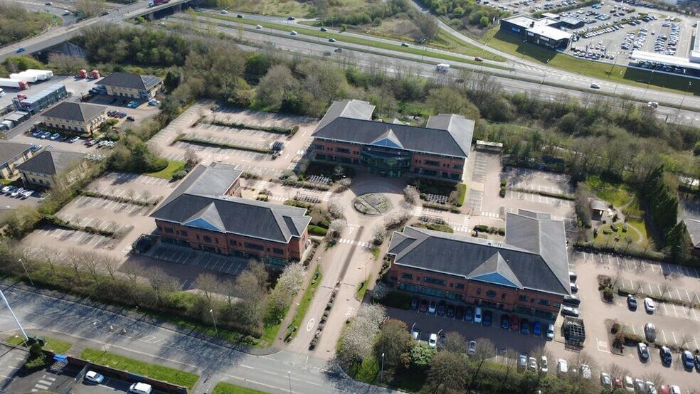 Campbell Rd, Stoke On Trent à louer - Photo de l’immeuble – Image 3 sur 14