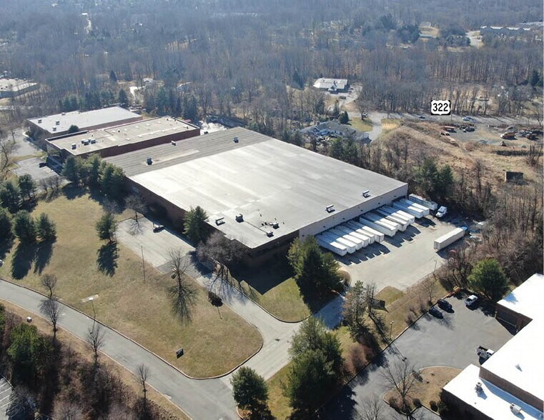 10 Creek Pky, Upper Chichester Township, PA à louer - Photo principale – Image 1 sur 3