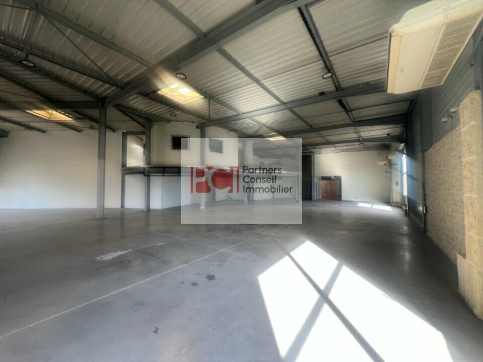 Local commercial dans Nîmes à vendre Photo intérieure– Image 1 sur 4