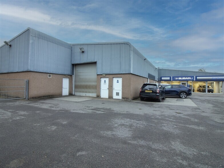 Aird Motors Limited, Beauly à vendre - Photo de l’immeuble – Image 2 sur 19