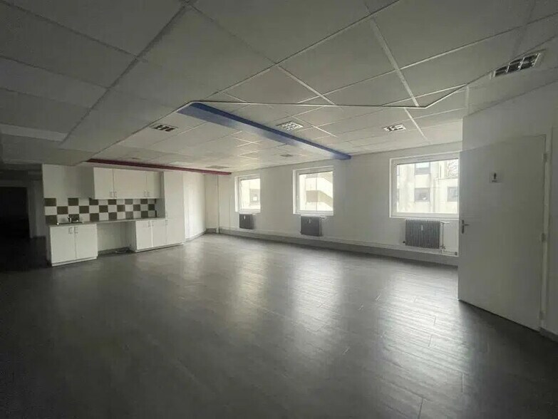 Bureau dans Montreuil à louer - Photo intérieure – Image 3 sur 7