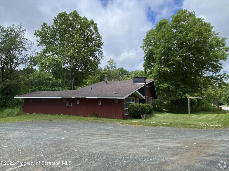2049 US-6 E, Factoryville, PA à vendre - Photo principale – Image 1 sur 1