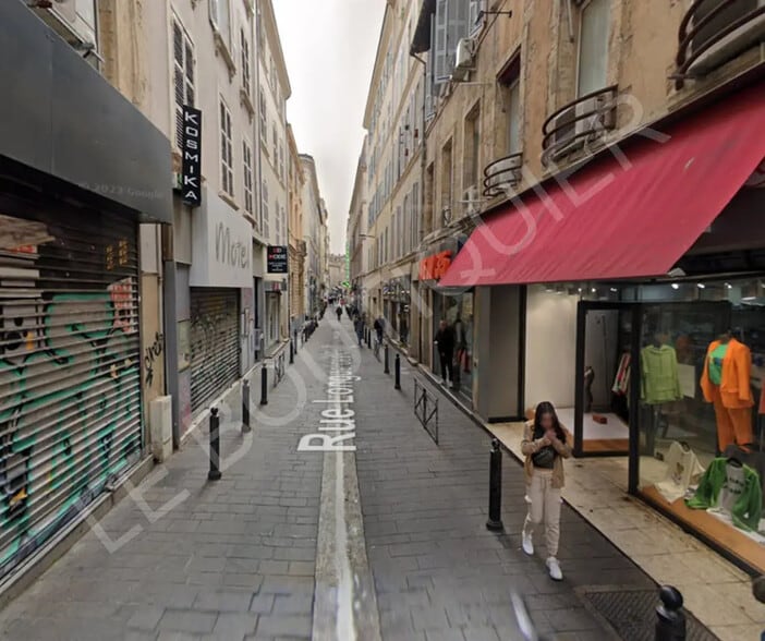 Local commercial dans Marseille à vendre - Photo de l’immeuble – Image 1 sur 2