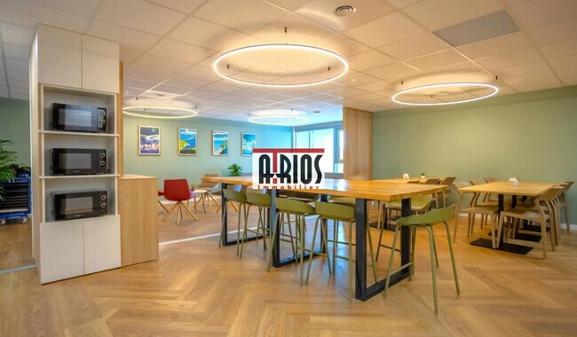 Plus de détails pour Bureau à louer