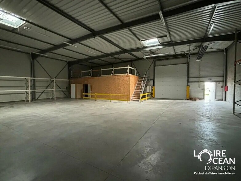Local d’activités dans Ancenis-Saint-Géréon à louer - Photo intérieure – Image 1 sur 4