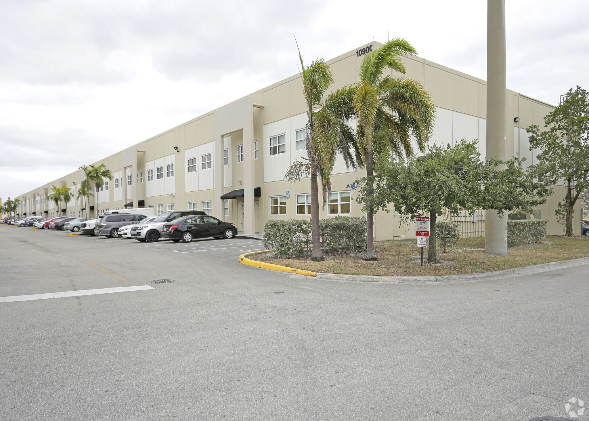 10900 NW 21st St, Miami, FL à vendre Photo principale– Image 1 sur 8
