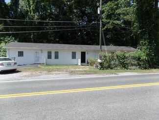Plus de détails pour 19002 Fuller Heights Rd, Triangle, VA - Local commercial à vendre