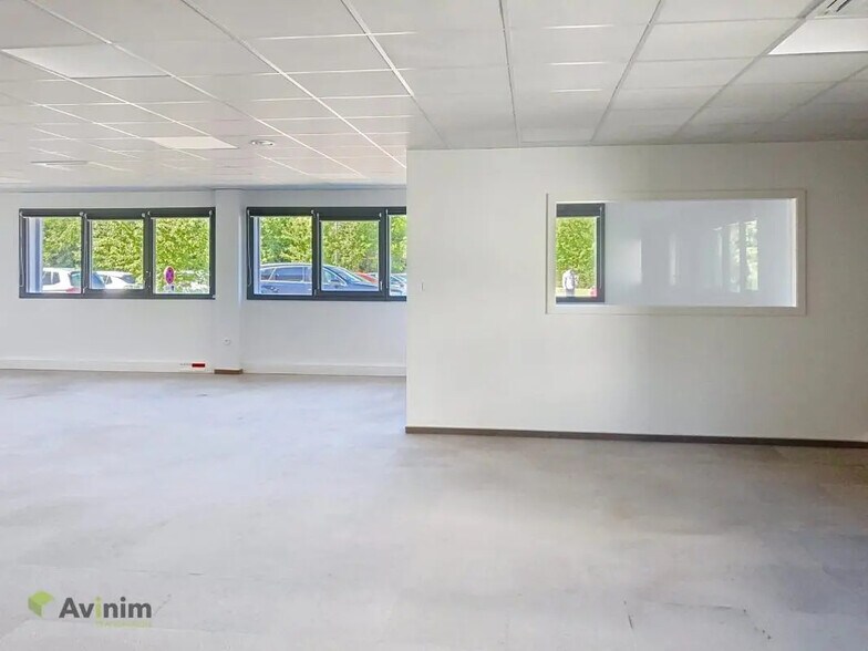 Bureau dans Épinal à louer - Photo de l’immeuble – Image 1 sur 13