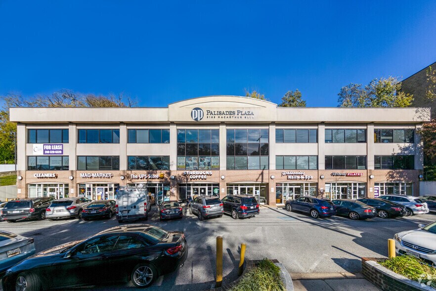 5185 MacArthur Blvd NW, Washington, DC à louer - Photo de l’immeuble – Image 3 sur 11