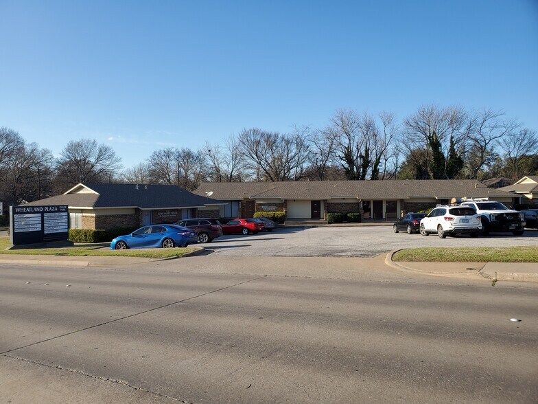 423 W Wheatland Rd, Duncanville, TX à louer - Photo de l’immeuble – Image 3 sur 3