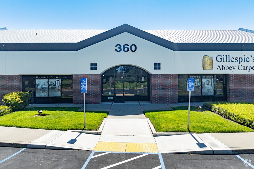 360 Chadbourne Rd, Fairfield, CA à louer - Photo de l’immeuble – Image 3 sur 7