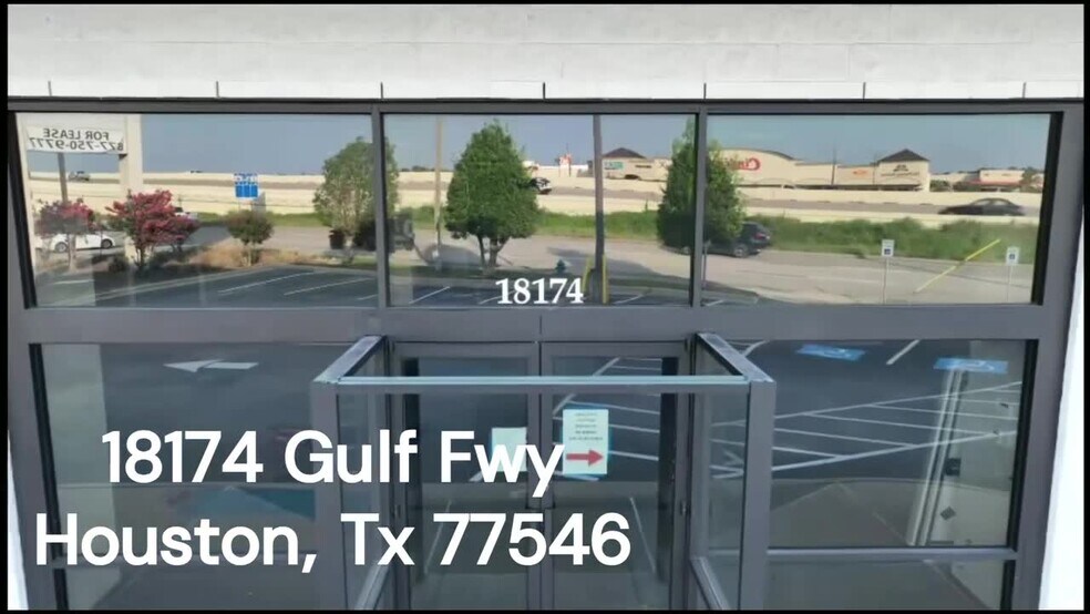 18174 Gulf Fwy, Friendswood, TX à louer - Vidéo sur l’annonce professionnelle – Image 2 sur 10