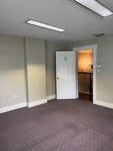 851 N Donnelly St, Mount Dora, FL à vendre Photo intérieure– Image 2 sur 5